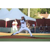 Evansville Otters pitcher Randy Wynne