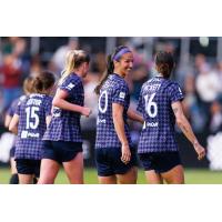 Racing Louisville FC runs onto the pitch