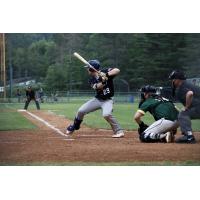 Vermont Mountaineers' Luke Cantwell at bat