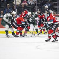 Kelowna Rockets battle the Everett Silvertips