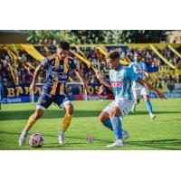 Sebastian Vivas (left) with Dock Sud in the Argentinian Primera B