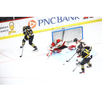 Wheeling Nailers battle the Indy Fuel