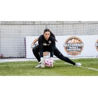 Racing Louisville goalkeeper Olivia Sekany