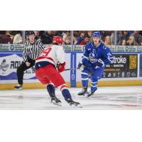 Wichita Thunder battle the Allen Americans