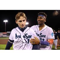 Everett AquaSox congratulate Colt Emerson