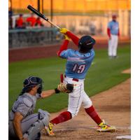 Tri-City Dust Devils' Randy De Jesus at bat